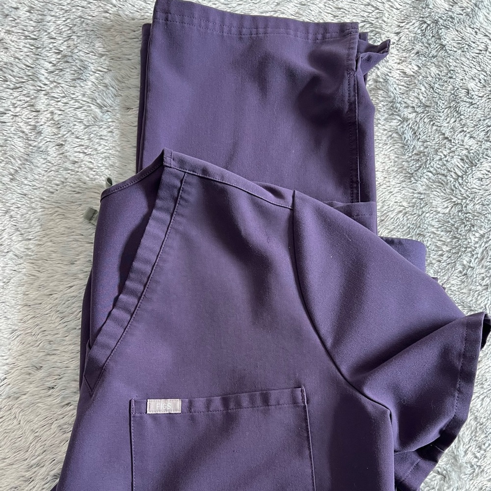FIGS SCRUB SET